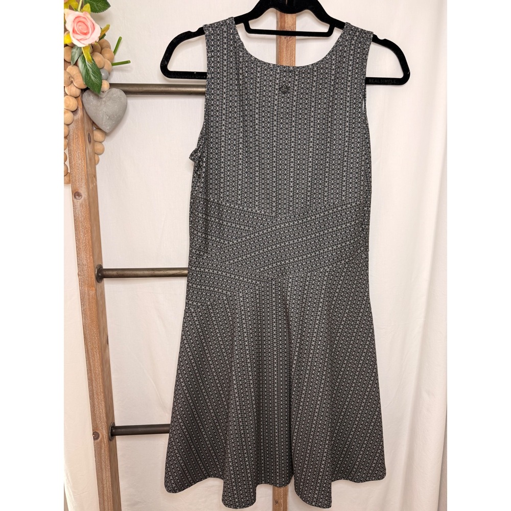 Prana Womens Grey Geometric Print Sleeveless Fit and Flare Athletic Dress Small - Picture 3 of 9